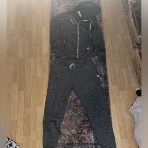 Vuori Performance Full zip Hoodie and Jogger Bundle Set Space Dye Heather Large